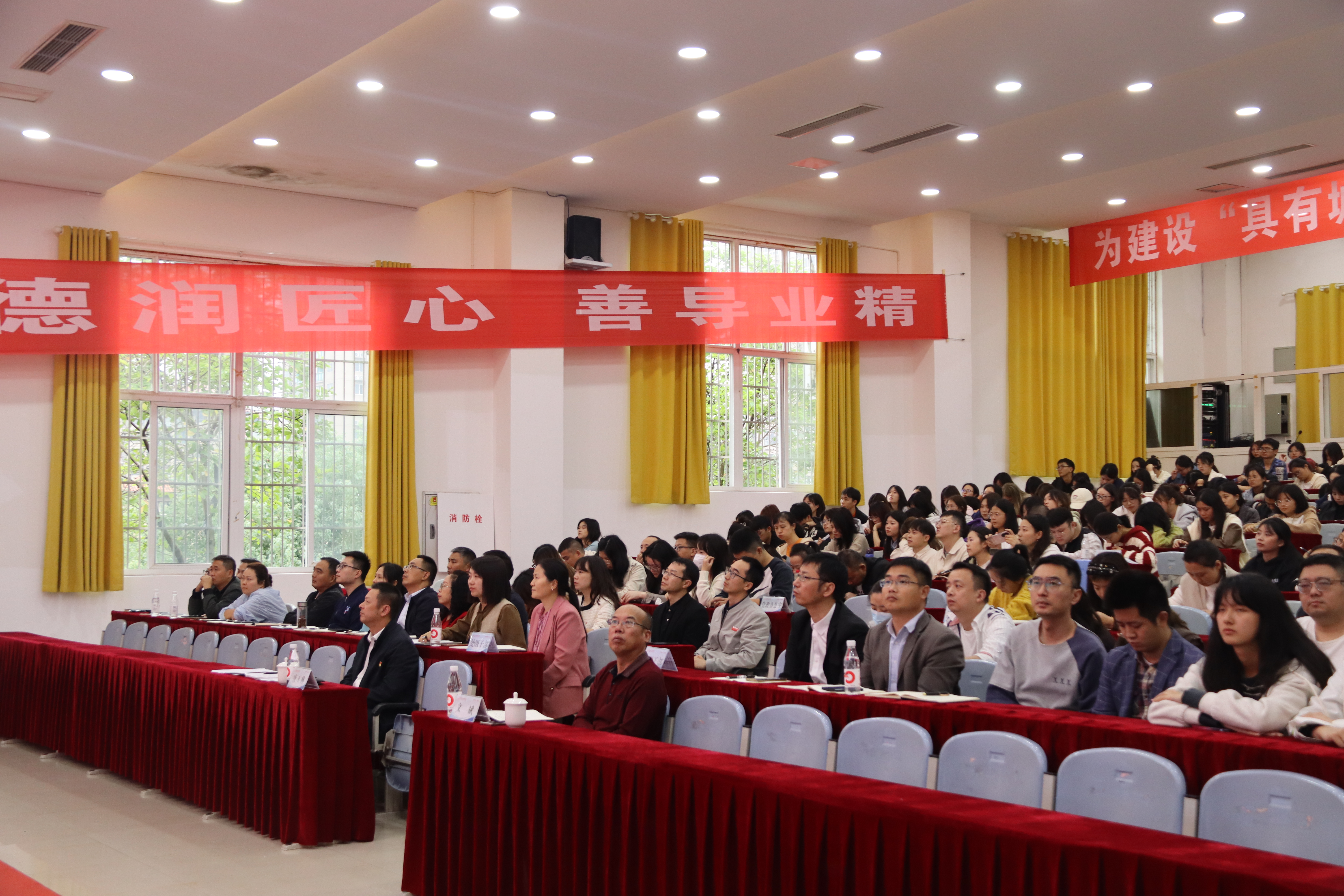 老虎机游戏下载