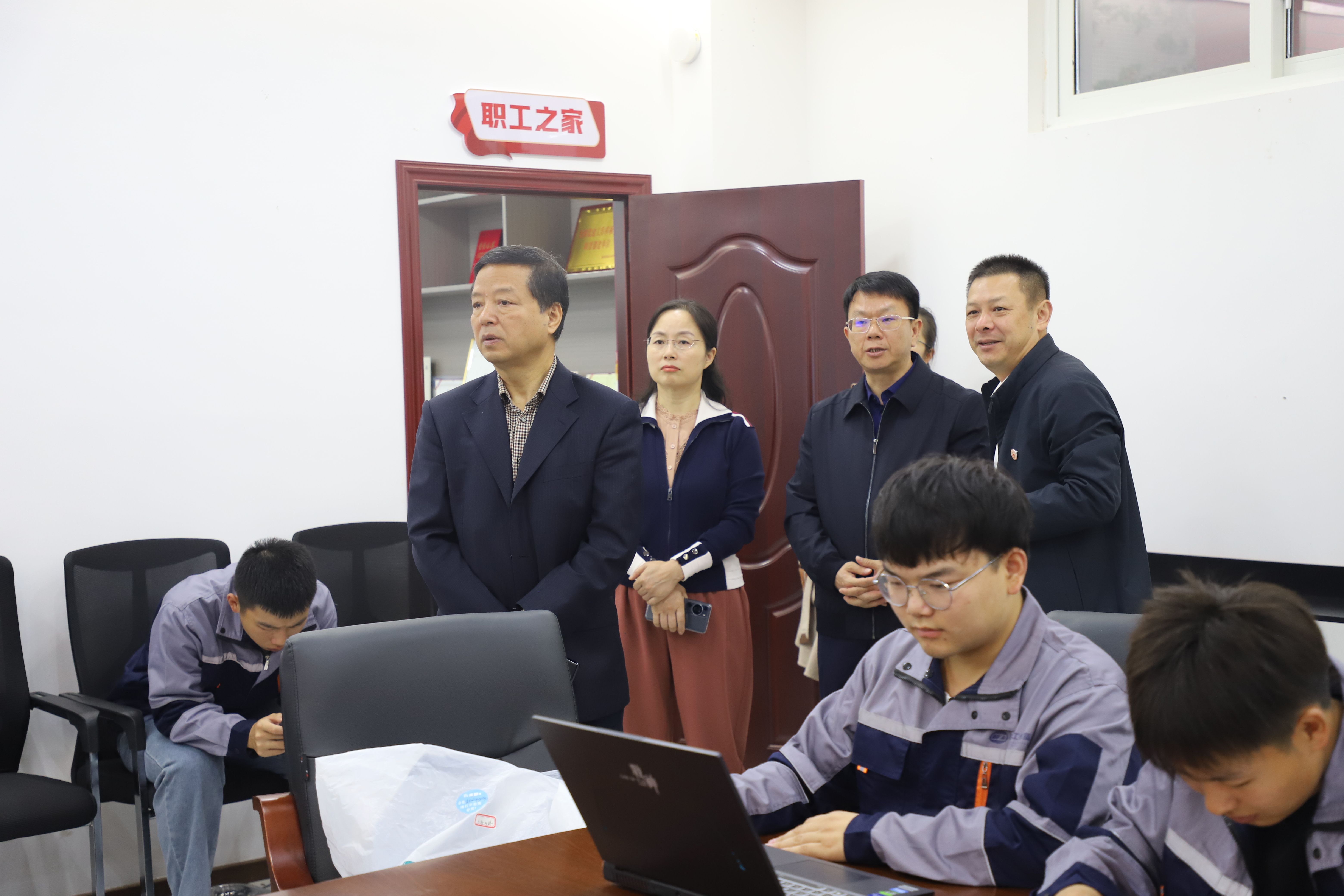 老虎机游戏下载