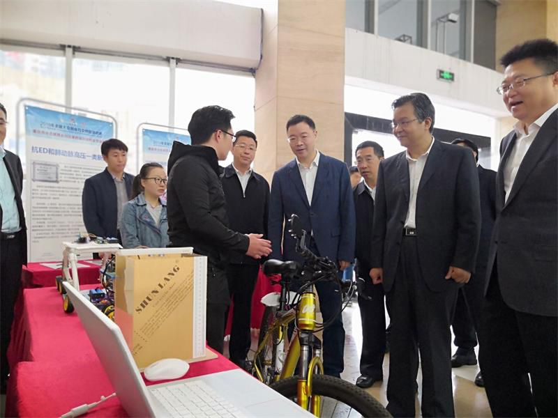 老虎机游戏下载