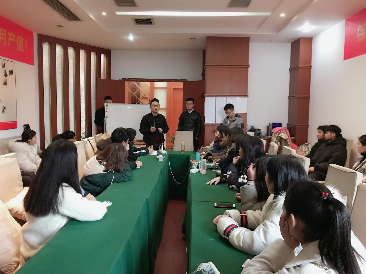 老虎机游戏下载